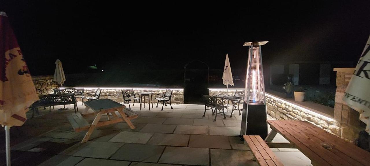 The Black Horse Inn Settle Exterior photo